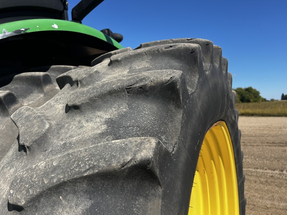 2011 John Deere 8285R - Photo19