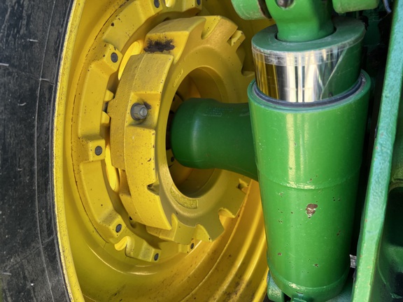 2011 John Deere 8285R - Photo20