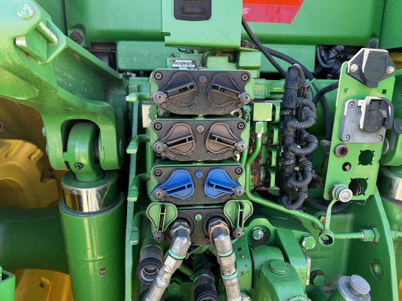 2011 John Deere 8285R - Photo27