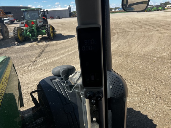 2011 John Deere 8285R - Photo36