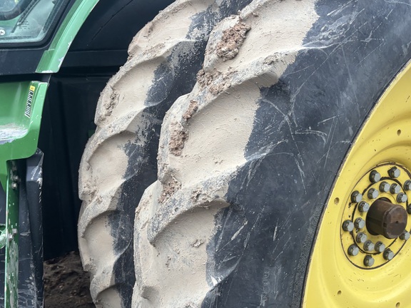 2011 John Deere 8285R - Photo25