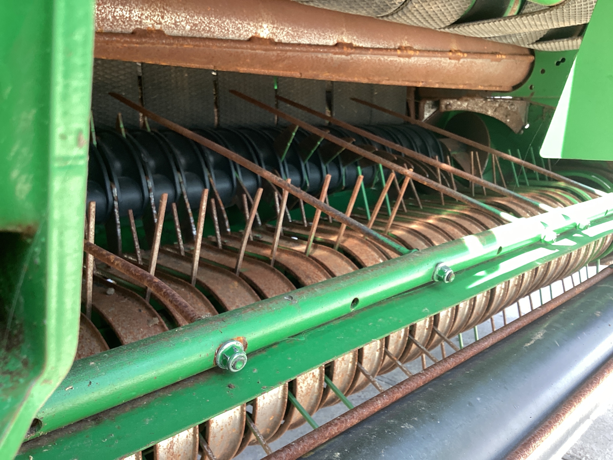 2021 John Deere 560R Image 29
