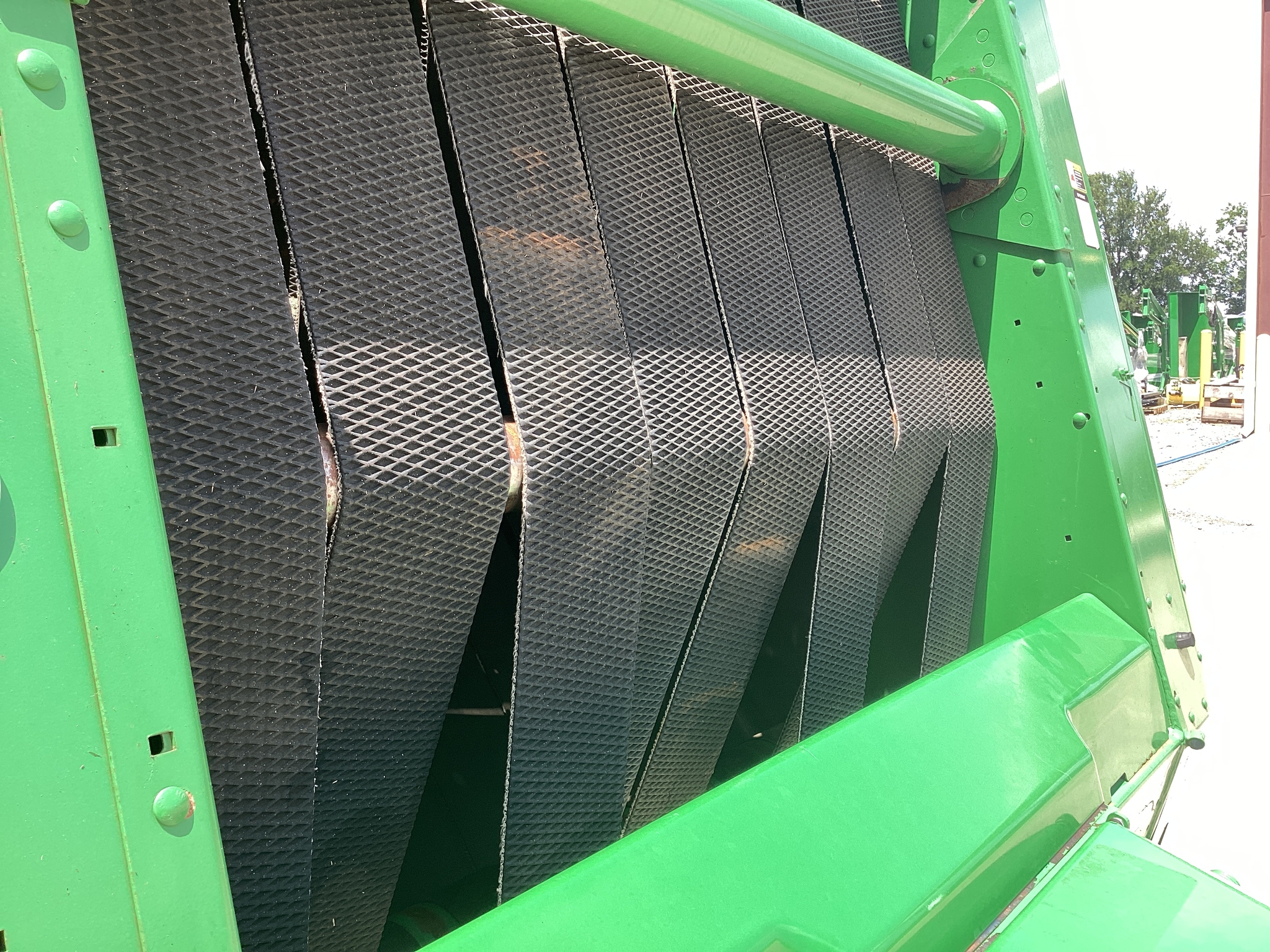 2021 John Deere 560R Image 25