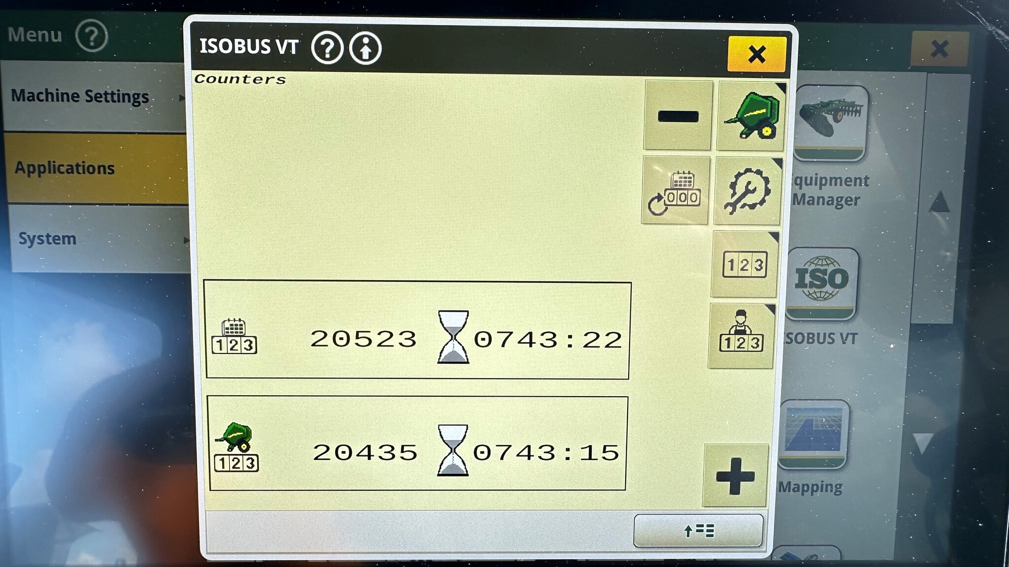 2021 John Deere 560R Image 38