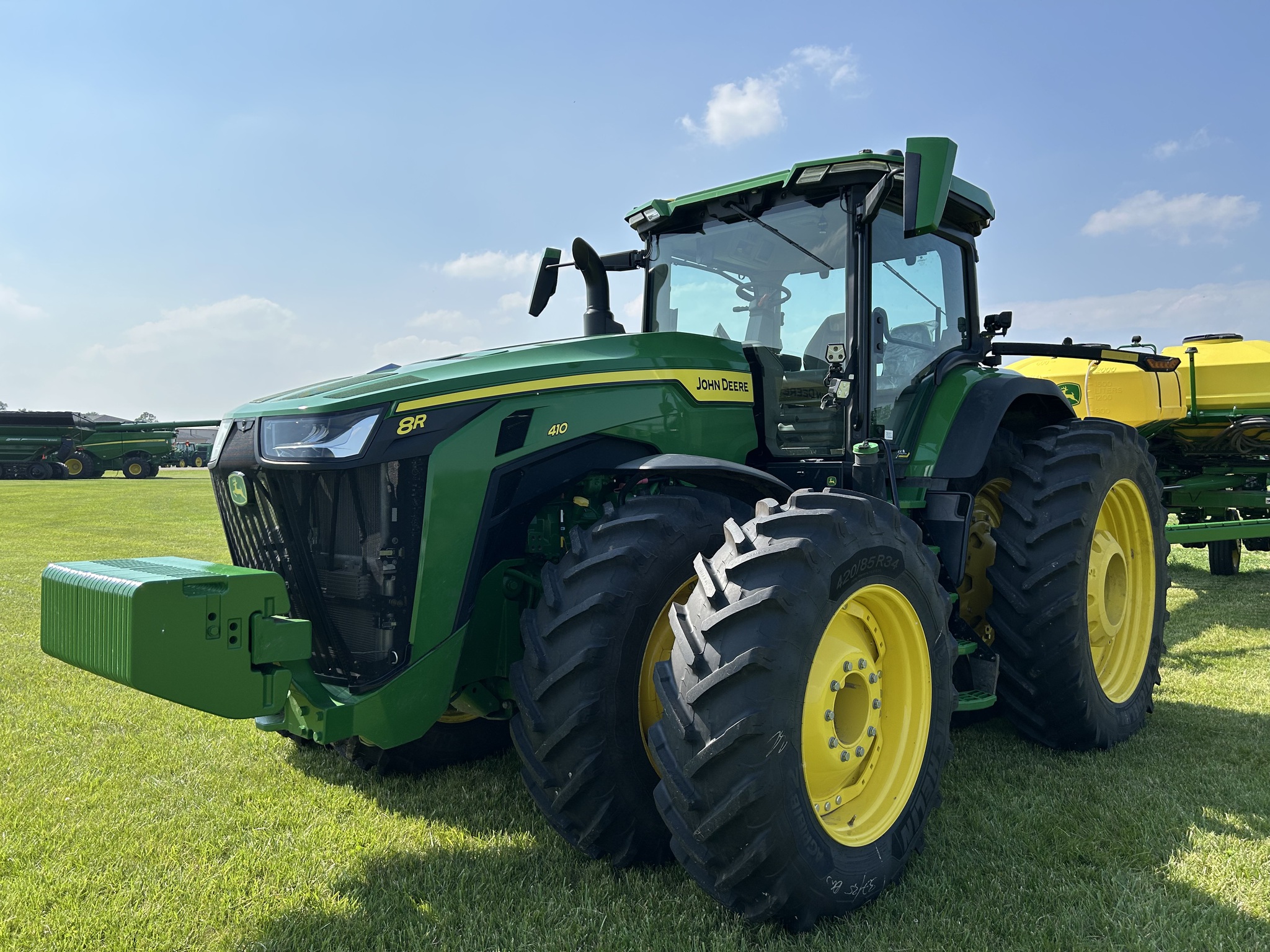  2024 John Deere 8R 410 at Heritage Tractor in Monmouth, IL