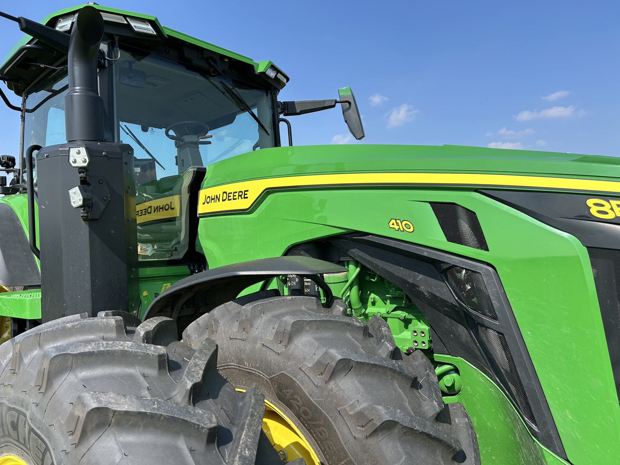  2024 John Deere 8R 410 at Heritage Tractor in Monmouth, IL