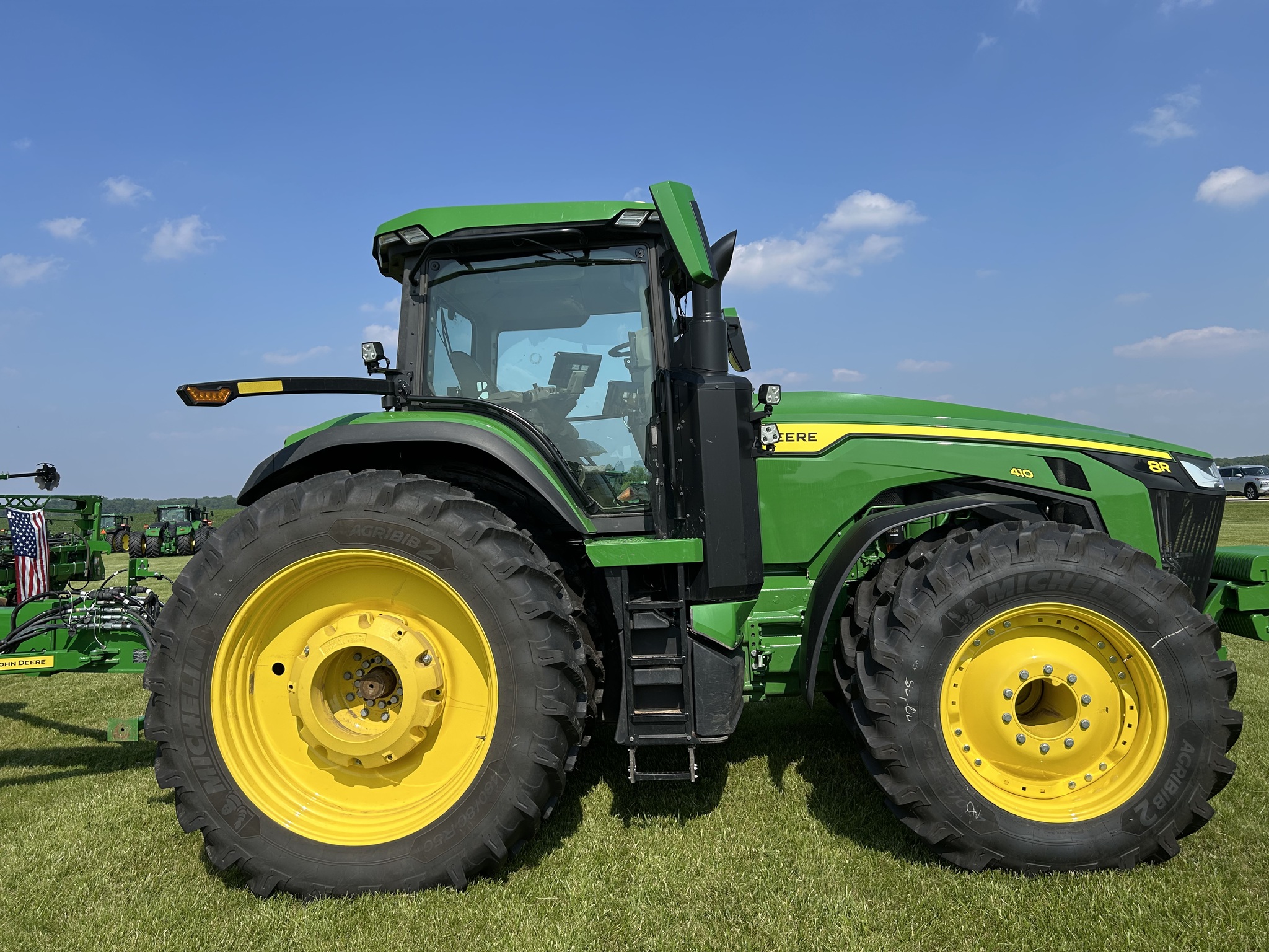  2024 John Deere 8R 410 at Heritage Tractor in Monmouth, IL