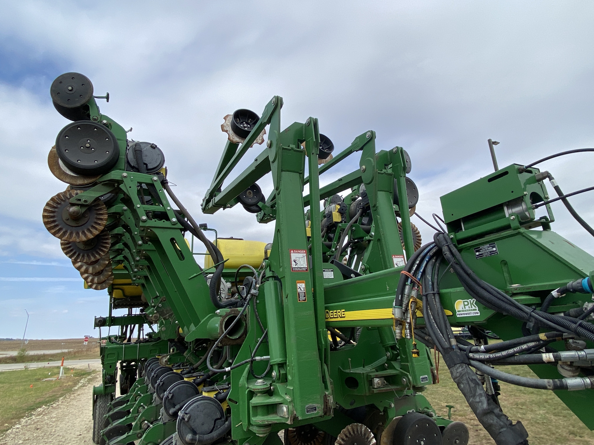 2014 John Deere 1790 Image 11