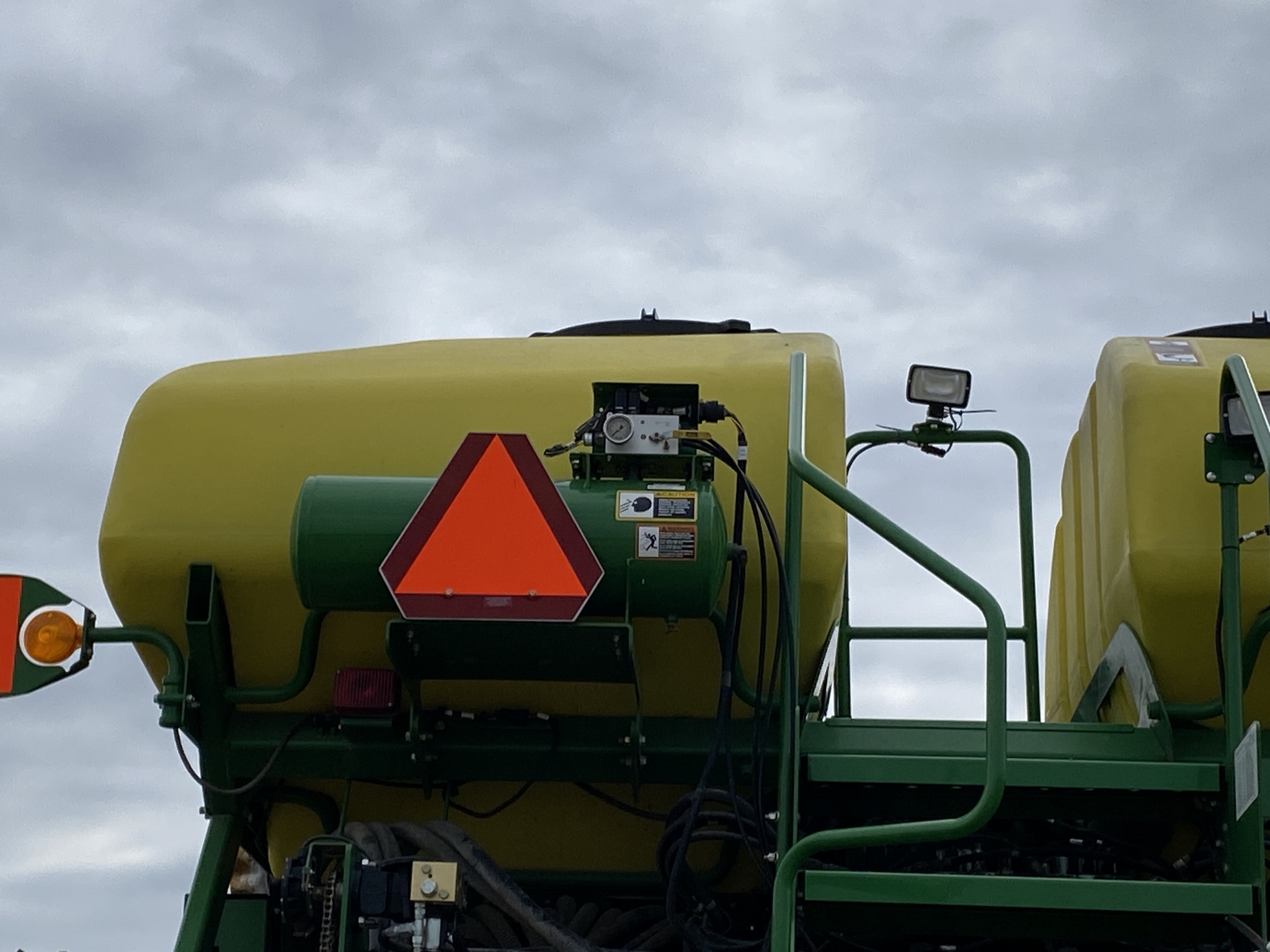 2014 John Deere 1790 Image 14