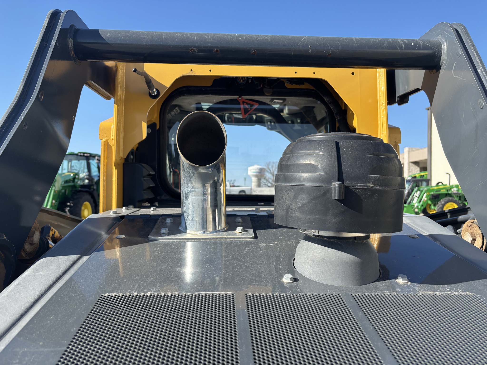  2020 John Deere 333G at Heritage Tractor in Rogersville, MO