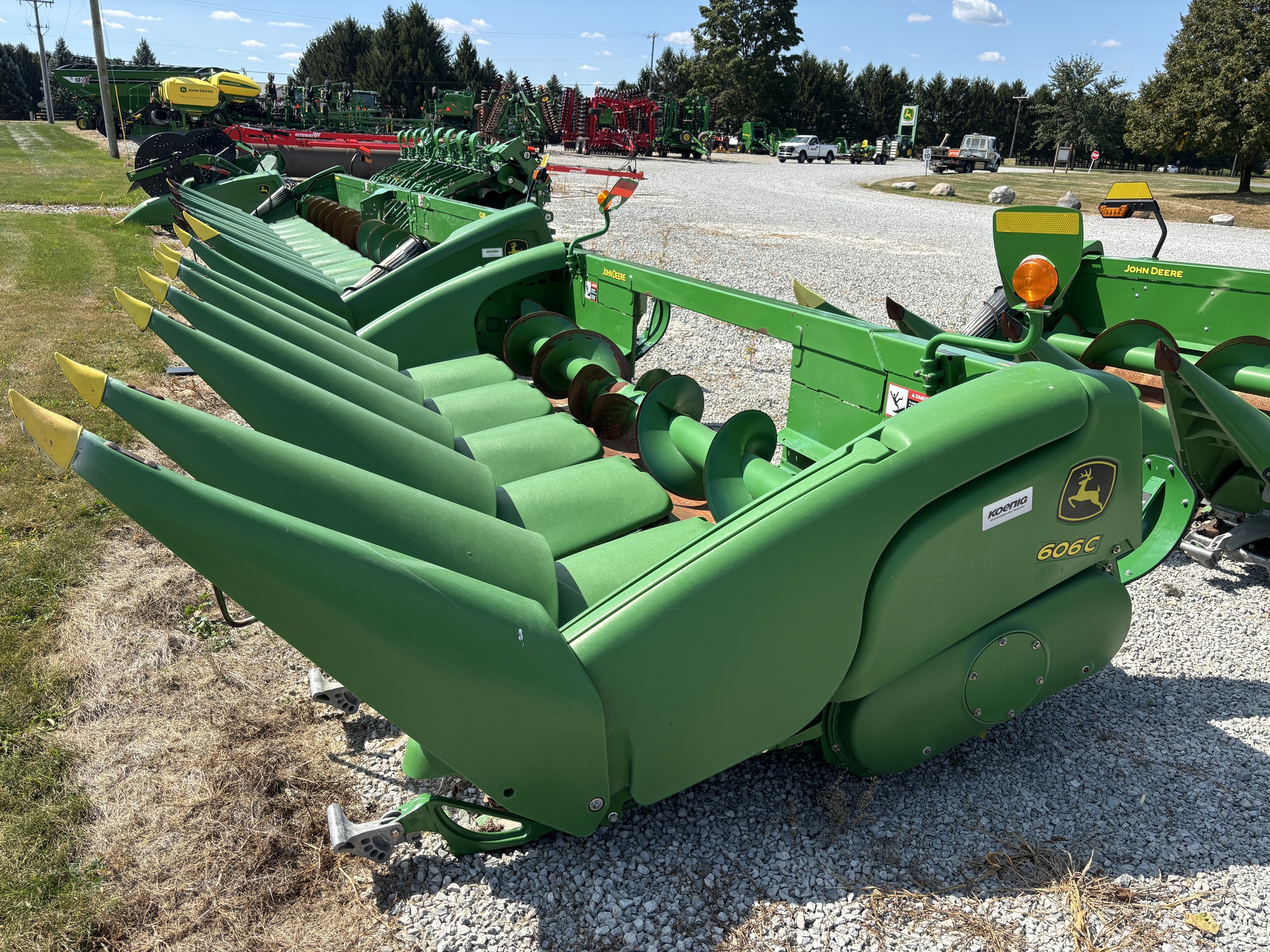 Used 2011 John Deere 606C Corn and Row Crop headers at Koenig Equipment in Urbana, OH - PhotoXL0
