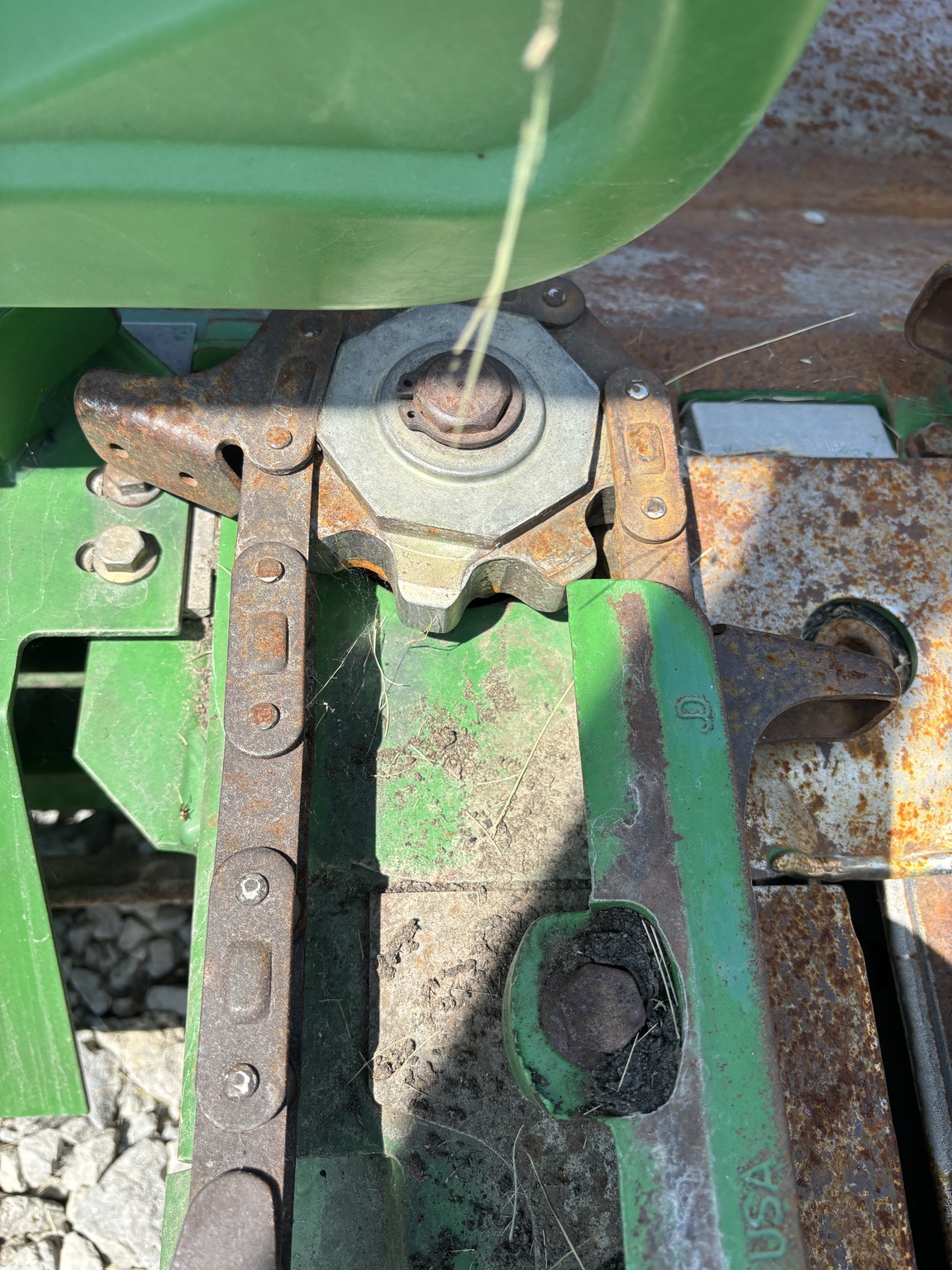 Used 2011 John Deere 606C Corn and Row Crop headers at Koenig Equipment in Urbana, OH - PhotoXL7