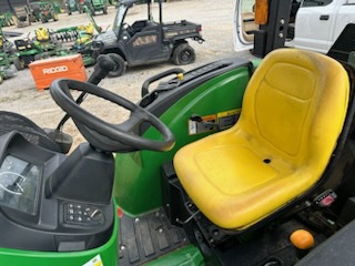 2019 John Deere 4044M Photo 7