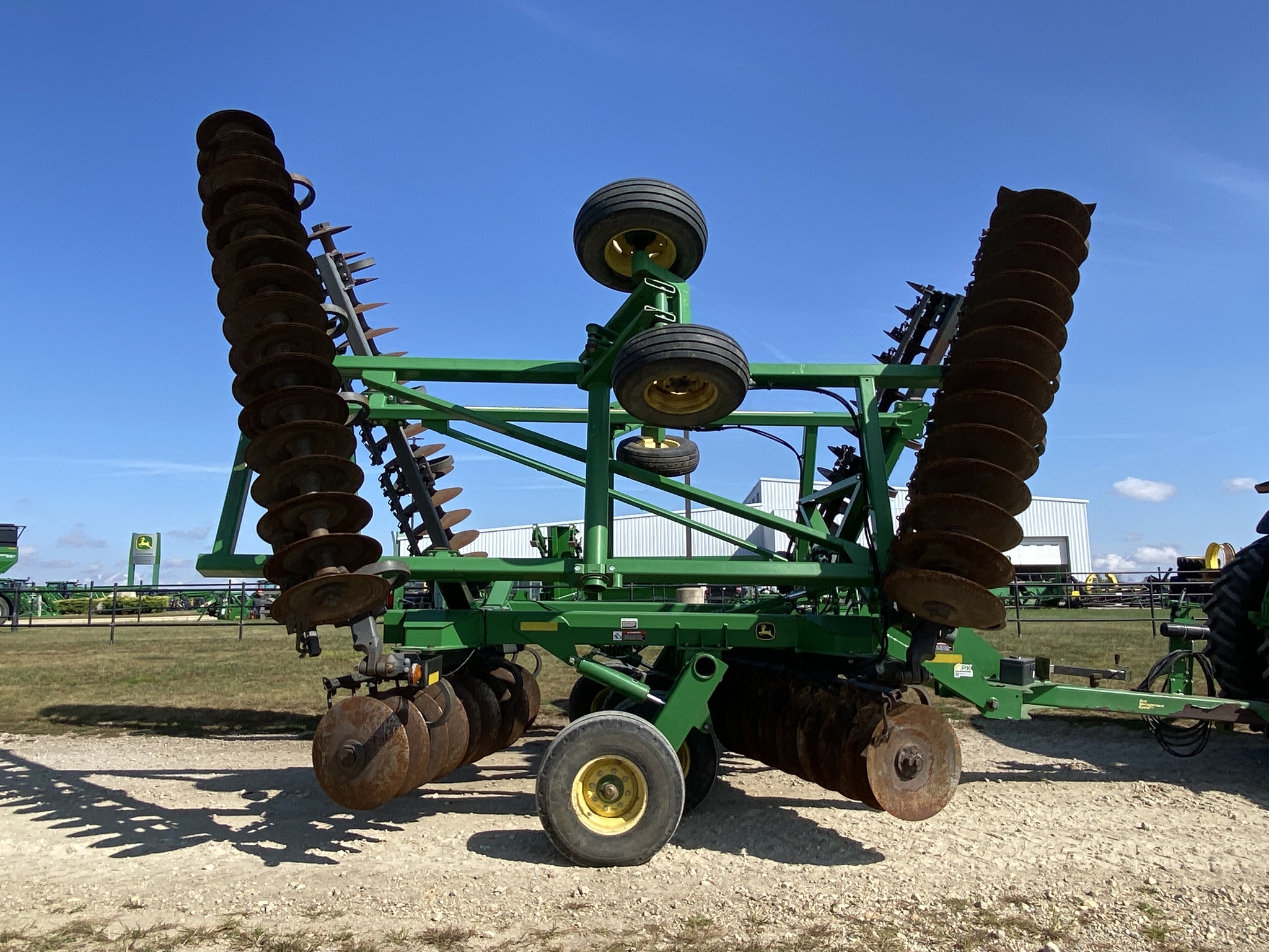 2013 John Deere 2623 Image 4