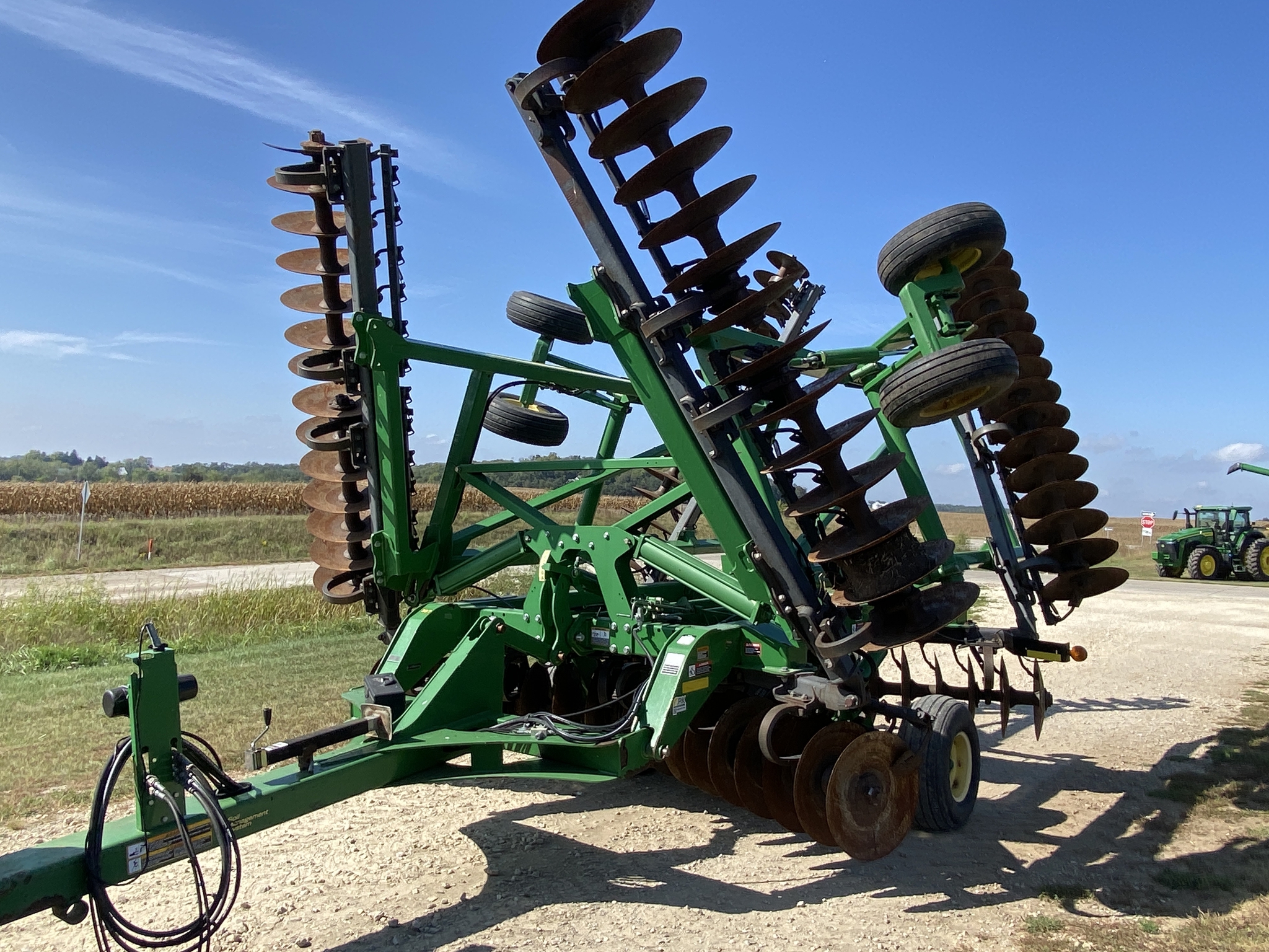 2013 John Deere 2623 Image 1