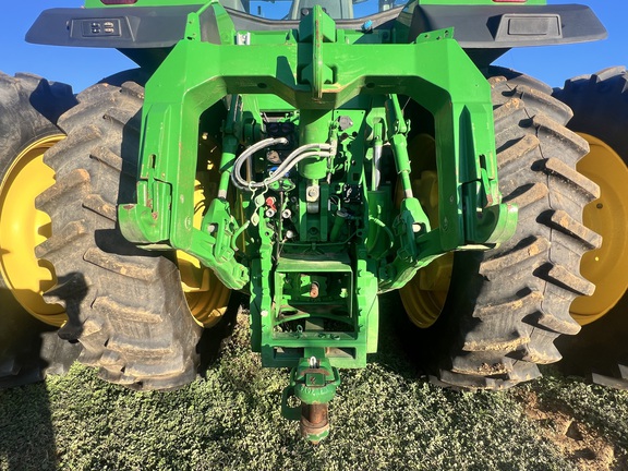 2023 John Deere 8R 340 Photo 6