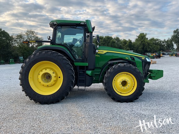 Photo of 2023 John Deere 8R 410