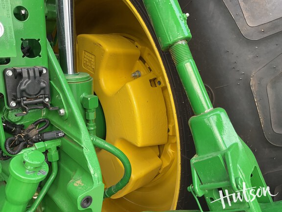 Photo of 2023 John Deere 8R 410