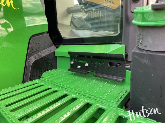 Photo of 2023 John Deere 8R 410