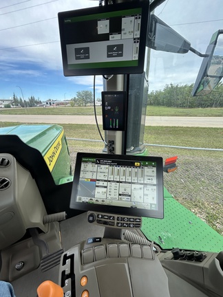 Used 2024 John Deere 9RX 640 Track Tractors at Horizon Ag & Turf in Falher, AB - Photo11
