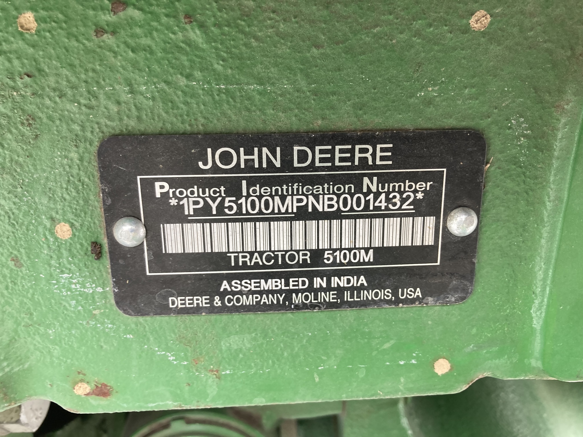 2022 John Deere 5100M Image 18
