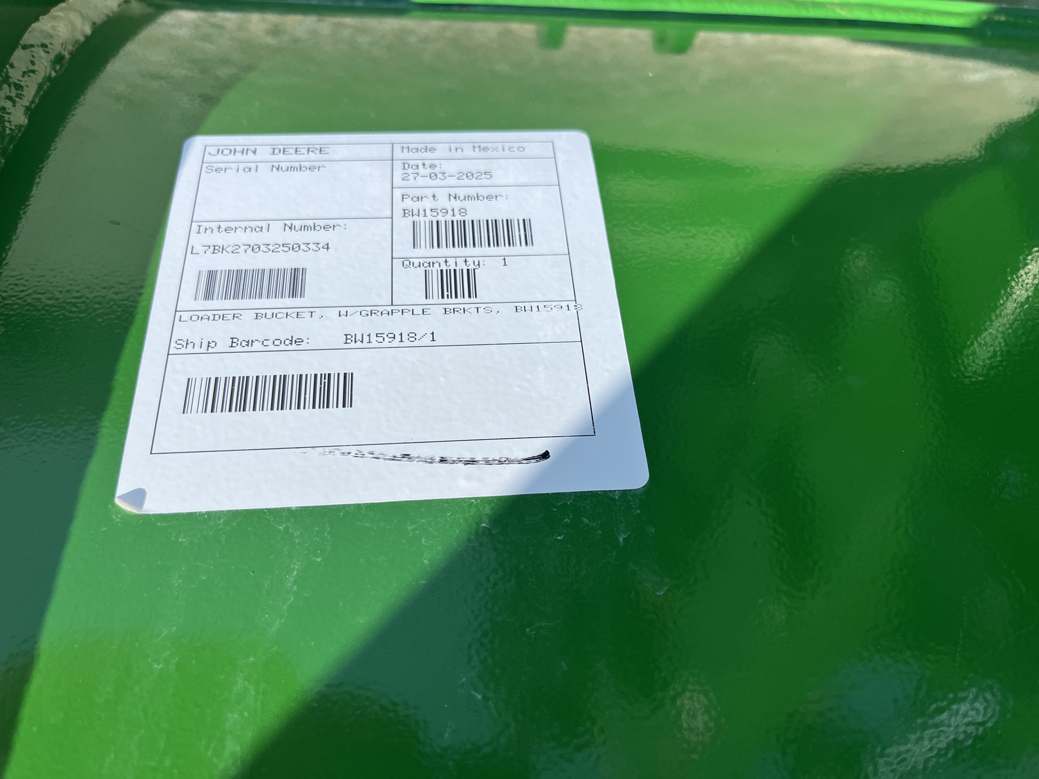 2022 John Deere 5100M Image 7