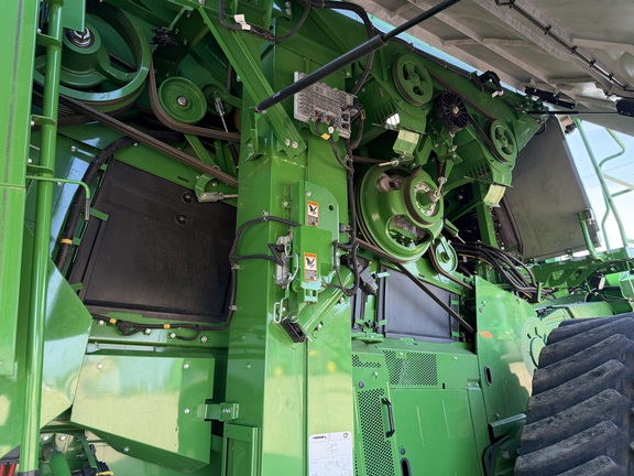 2022 John Deere X9 1000 - Photo29