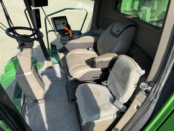 2022 John Deere X9 1000 - Photo44