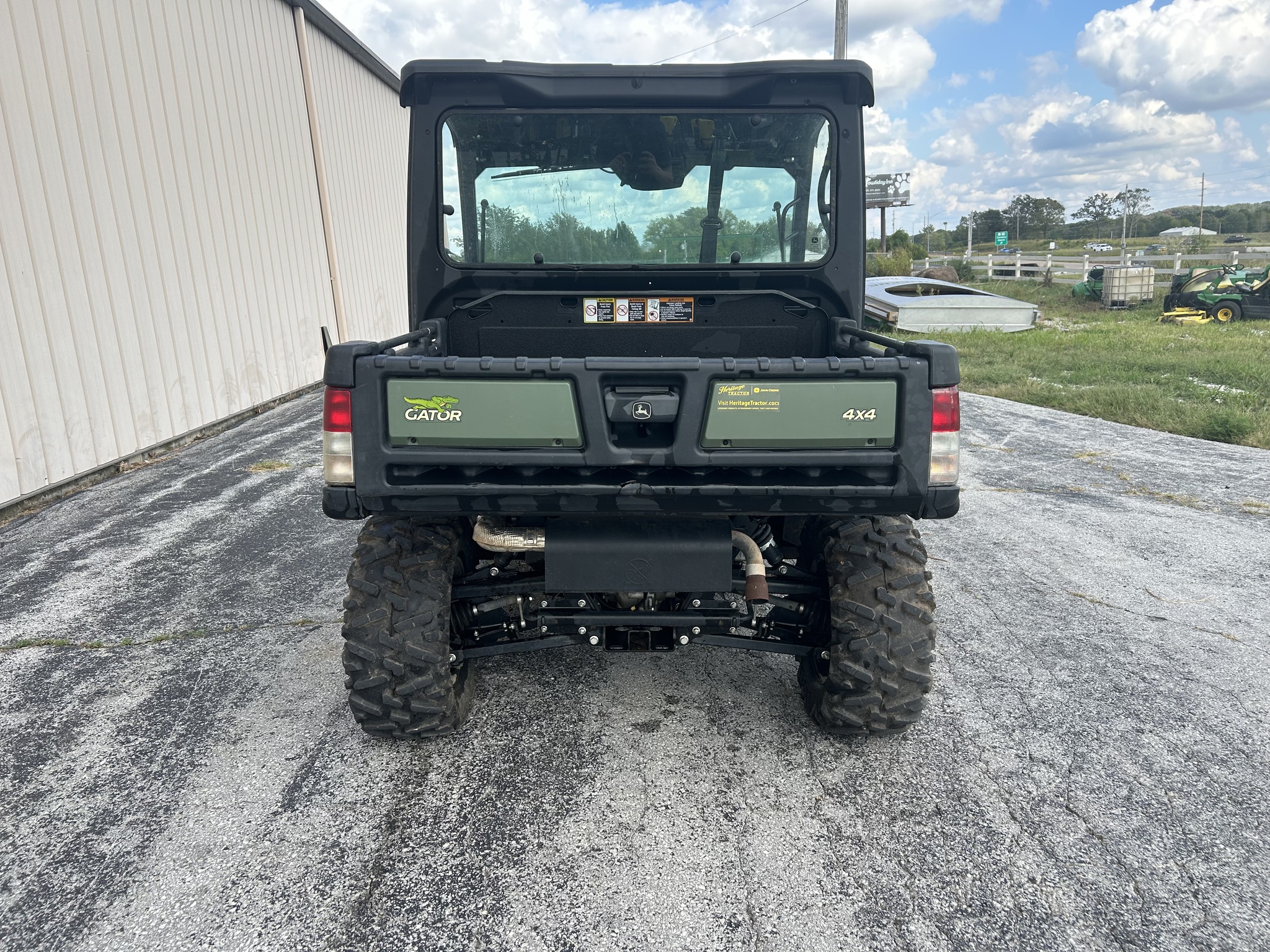  2022 John Deere XUV 835M at Heritage Tractor in Rogersville, MO