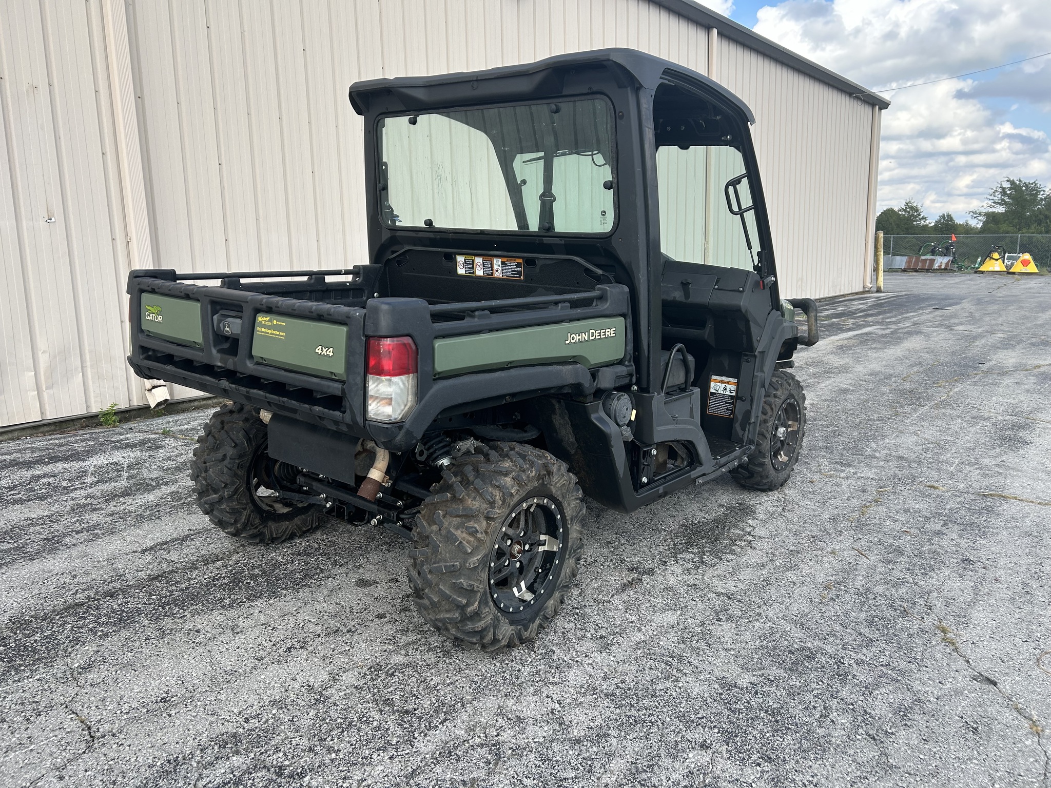  2022 John Deere XUV 835M at Heritage Tractor in Rogersville, MO