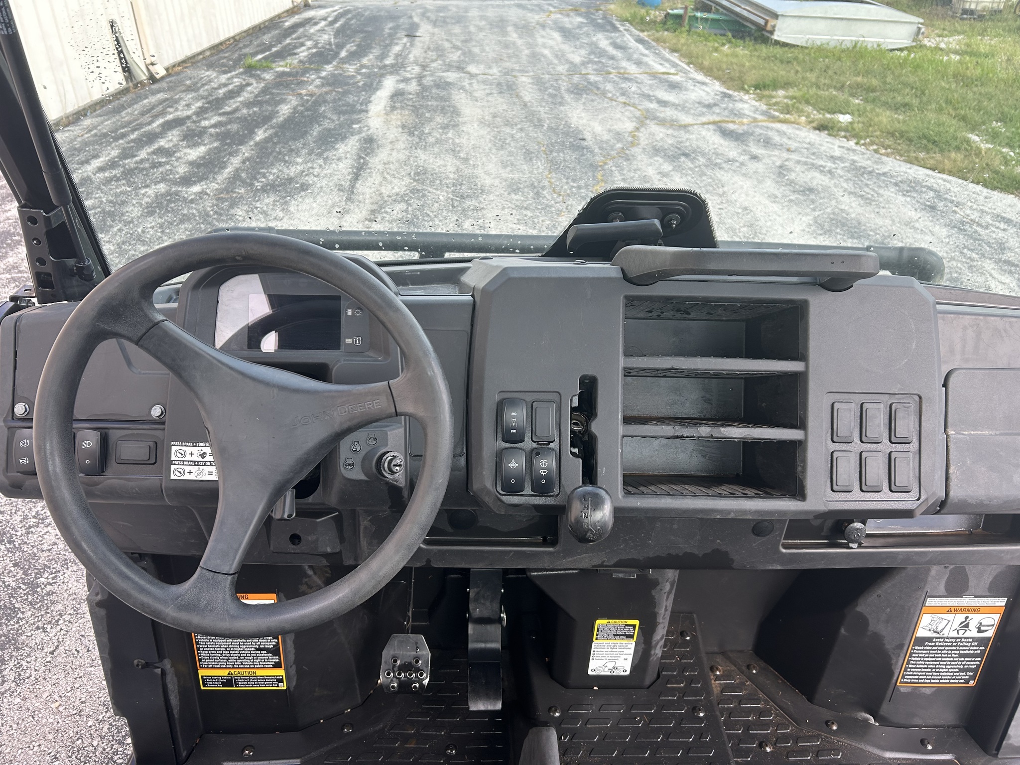  2022 John Deere XUV 835M at Heritage Tractor in Rogersville, MO