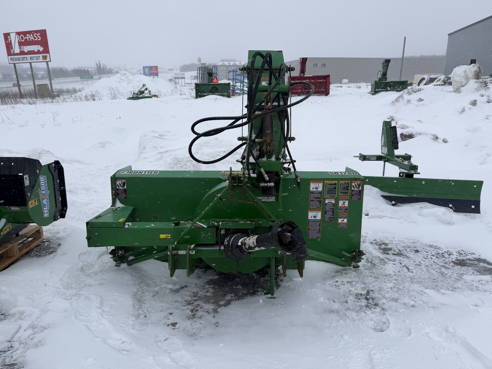 2021 Frontier SB1280 Image 1