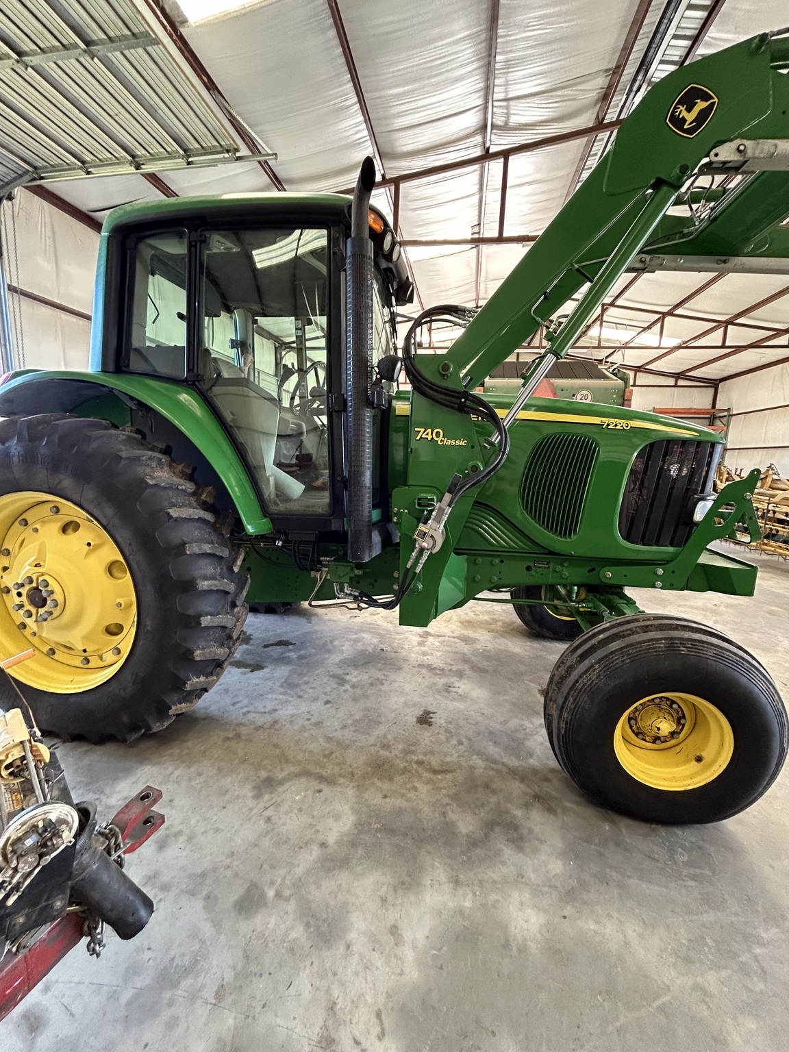2007 John Deere 7220 Image 1