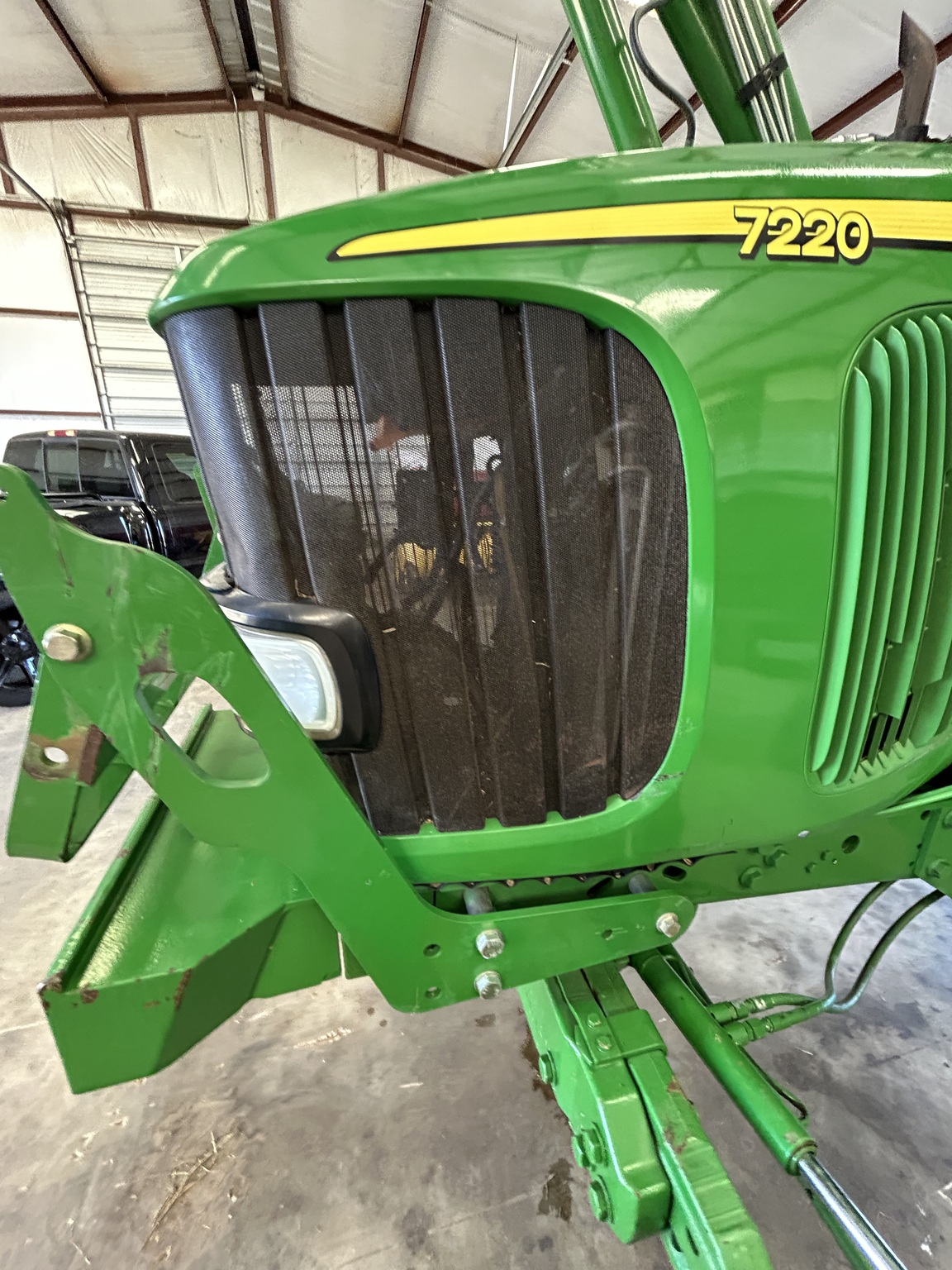 2007 John Deere 7220 Image 18