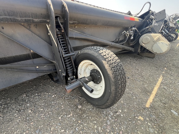 Used 2012 MacDon FD70-45 Combine Platforms at Horizon Ag & Turf in Lloydminster, AB - Photo3