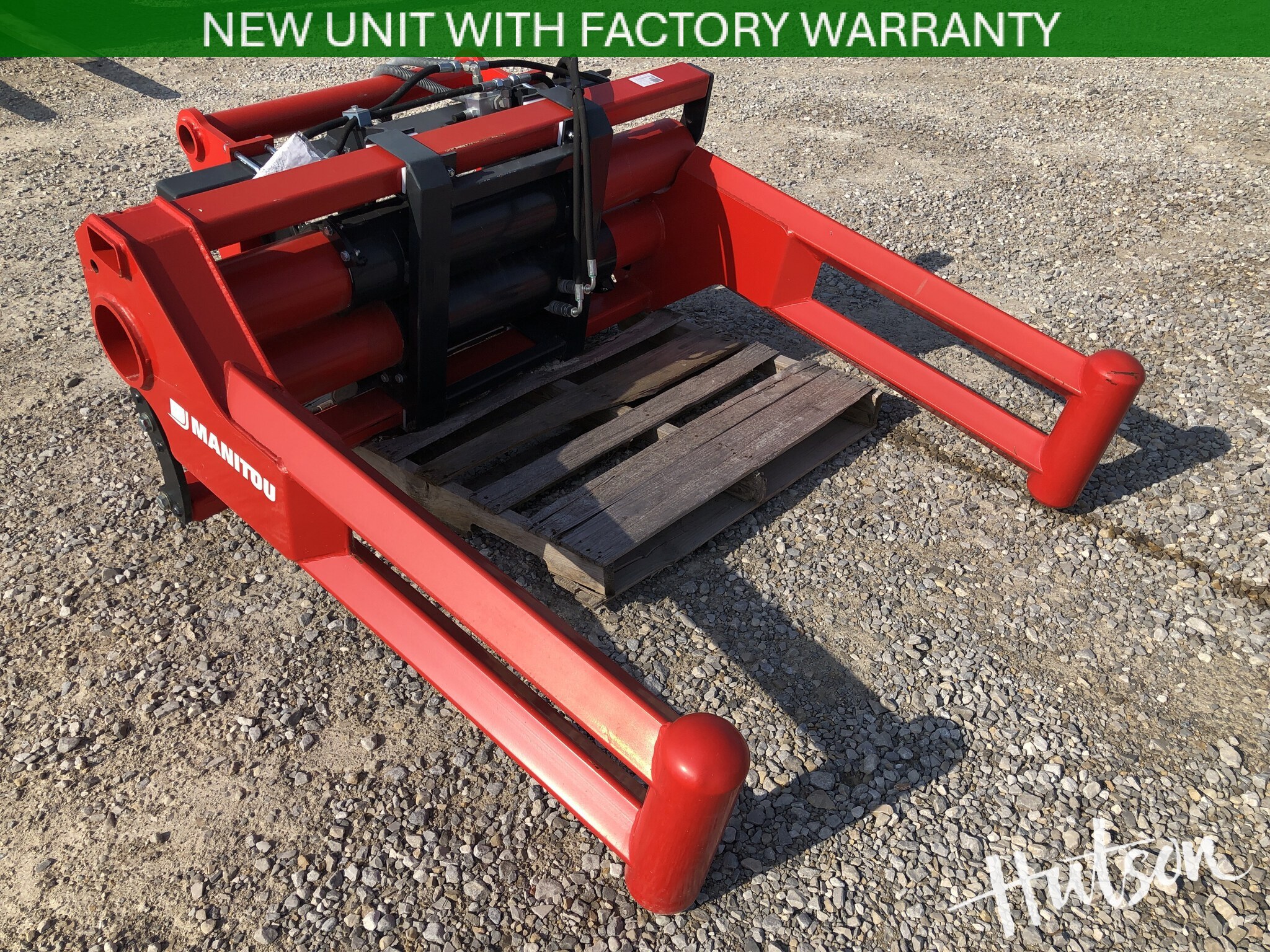 2024 Manitou SQUARE BALE CLAMP