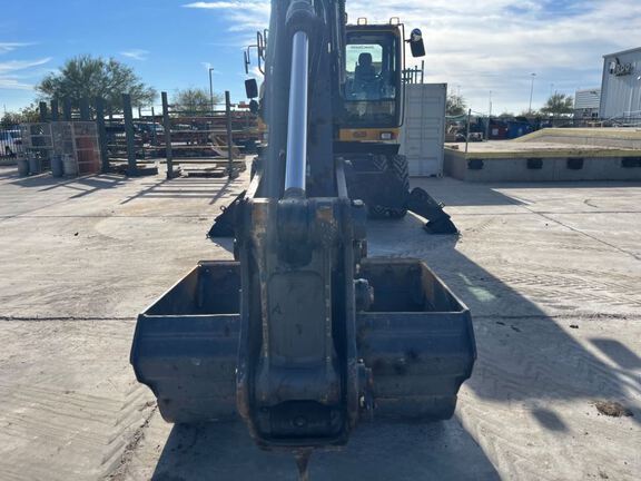 2022 John Deere 190G W