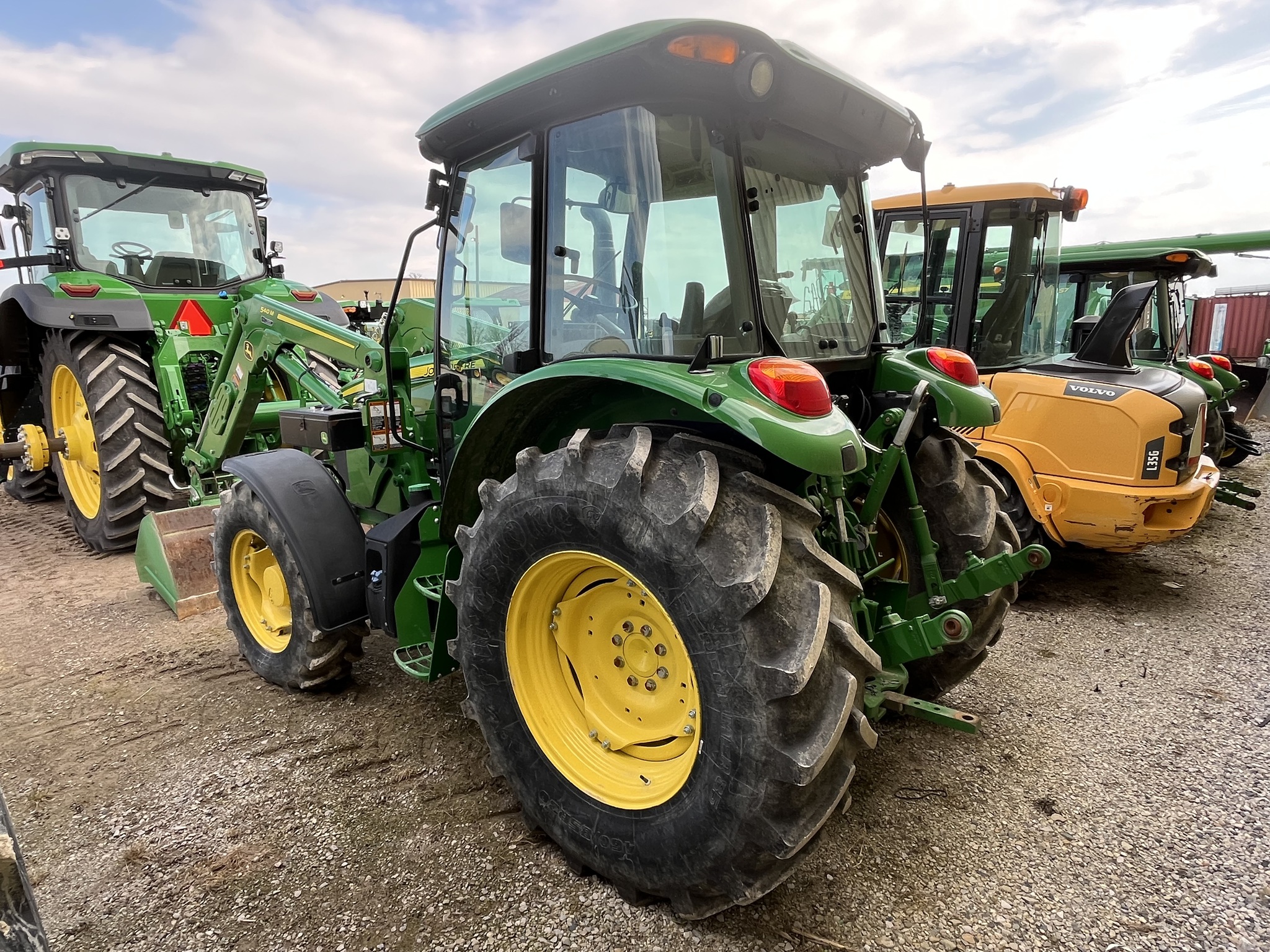2018 John Deere 5115M Utility Tractors