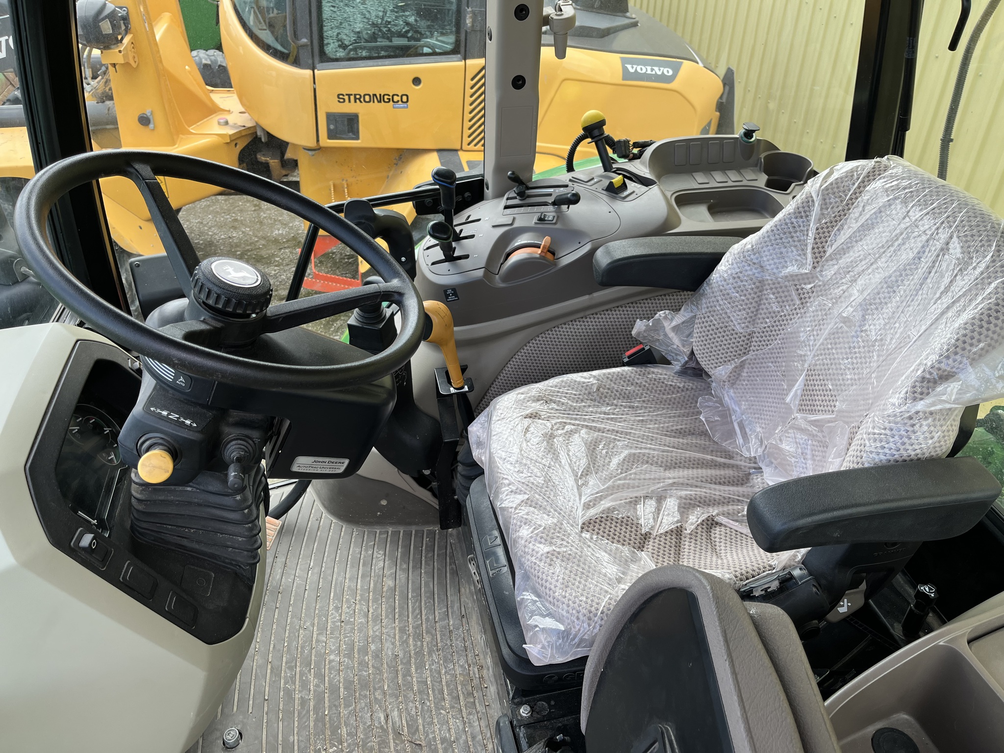 2018 John Deere 5115M Utility Tractors