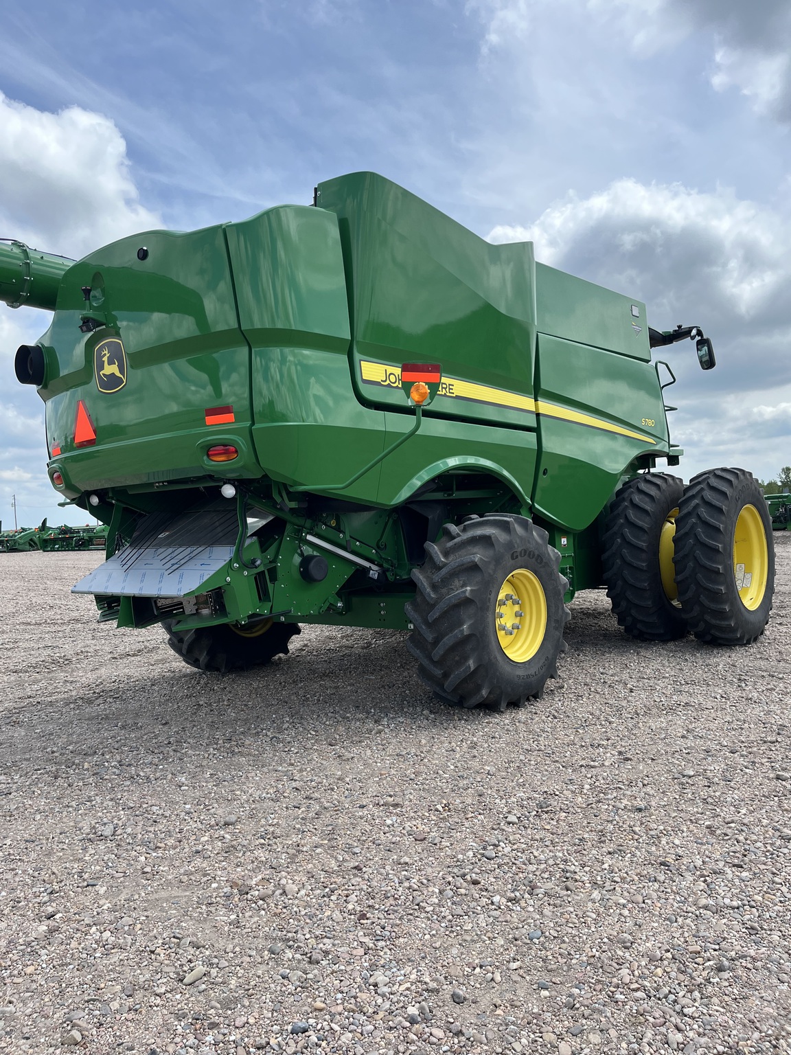 2021 John Deere S780 Image 8