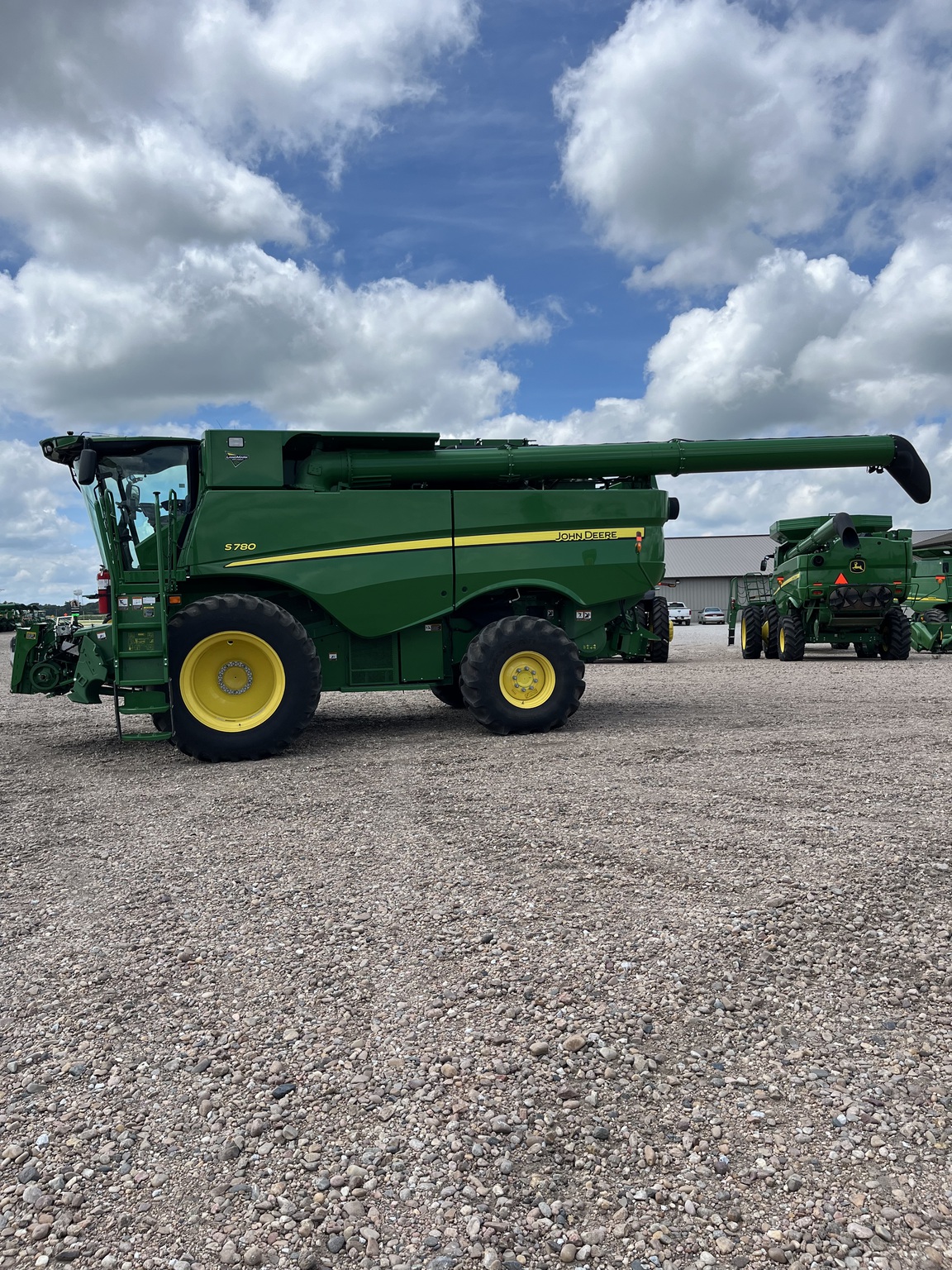 2021 John Deere S780 Image 4