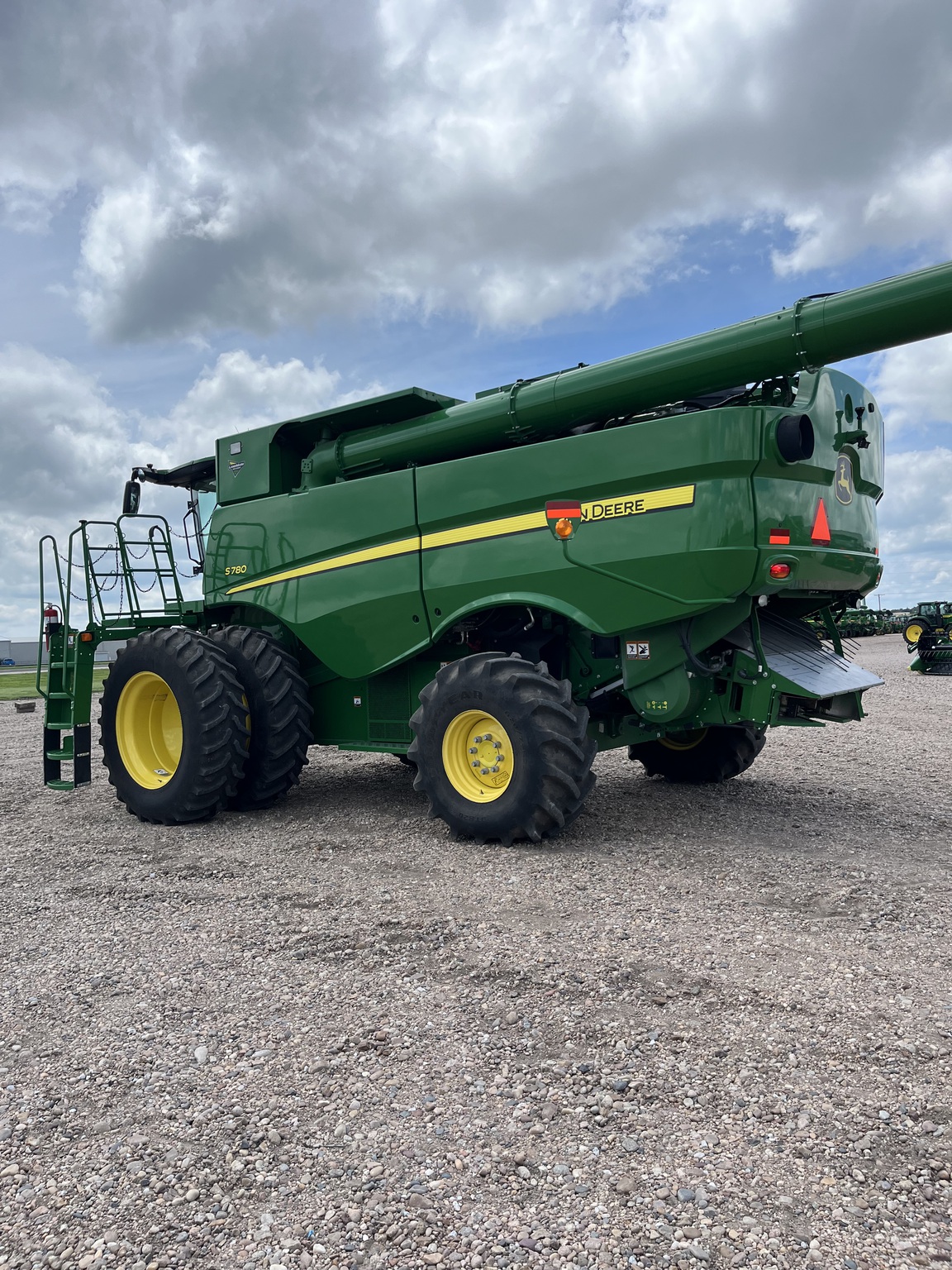 2021 John Deere S780 Image 5