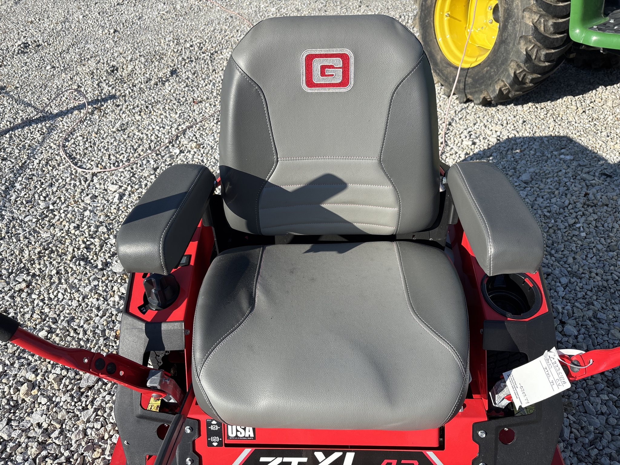 Used 2023 Gravely ZTXL42 Zero Turn Mowers at Koenig Equipment in Richmond, IN - PhotoXL6