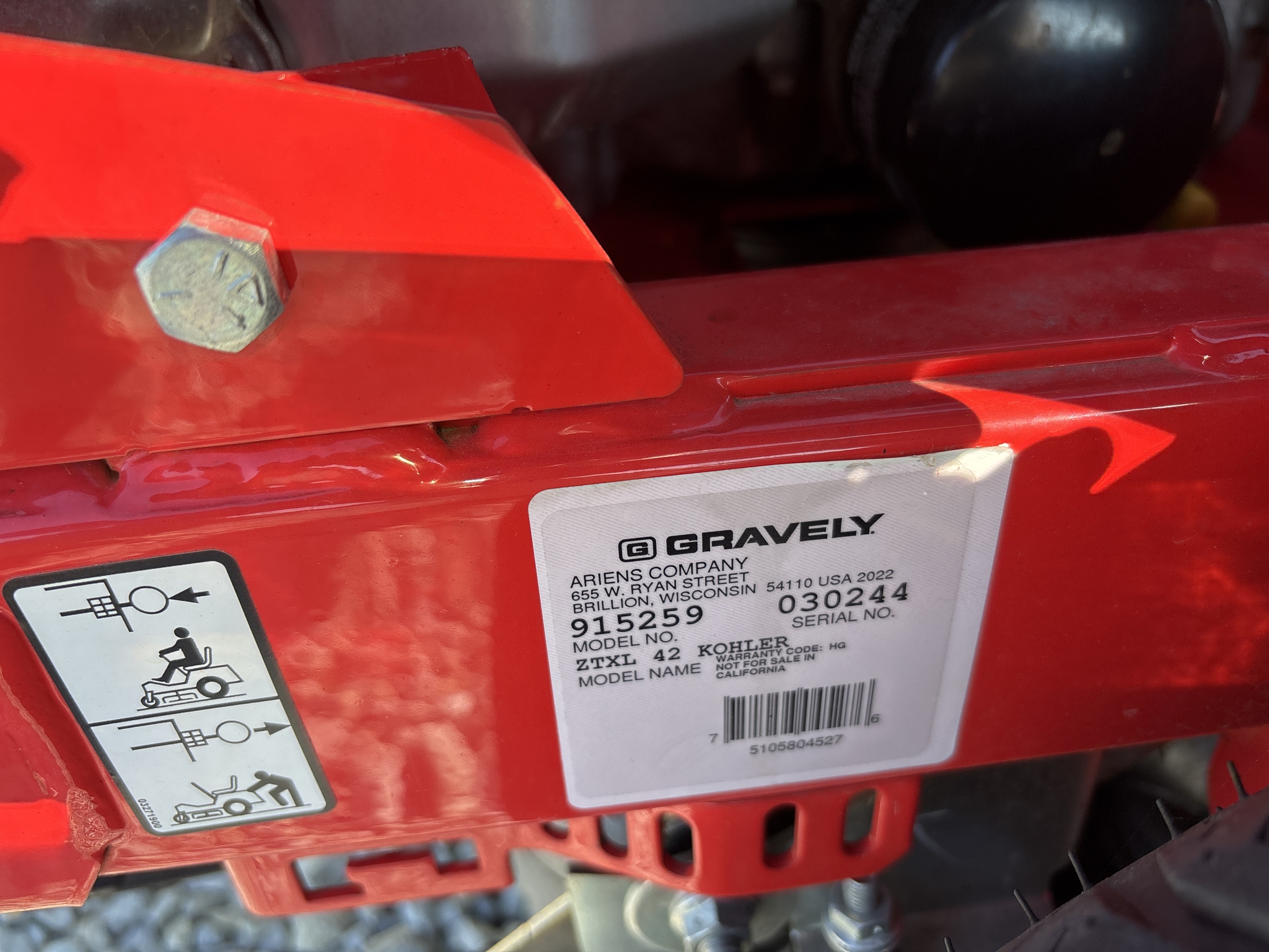 Used 2023 Gravely ZTXL42 Zero Turn Mowers at Koenig Equipment in Richmond, IN - PhotoXL9