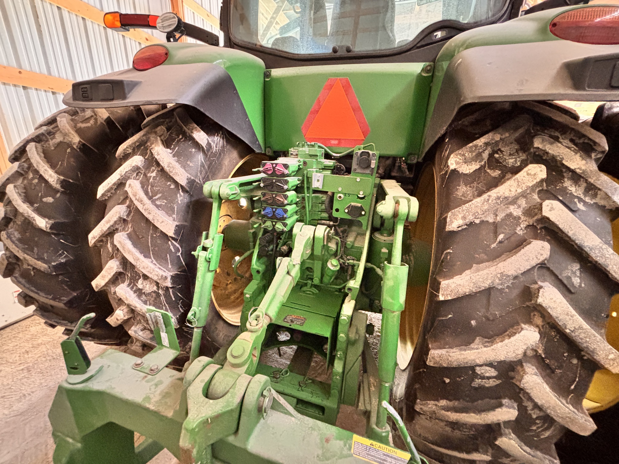 2014 John Deere 8295R Image 13