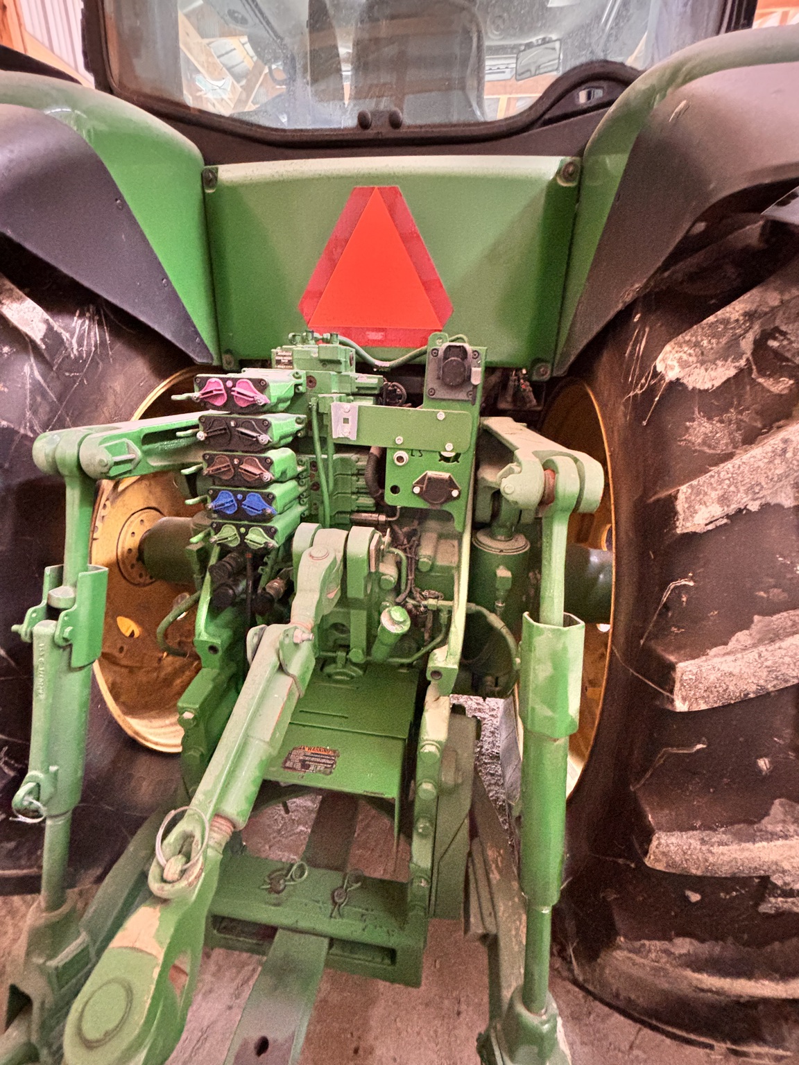 2014 John Deere 8295R Image 15