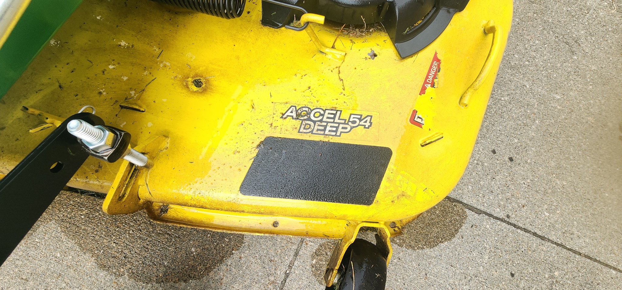 2021 John Deere Z515E Image 6