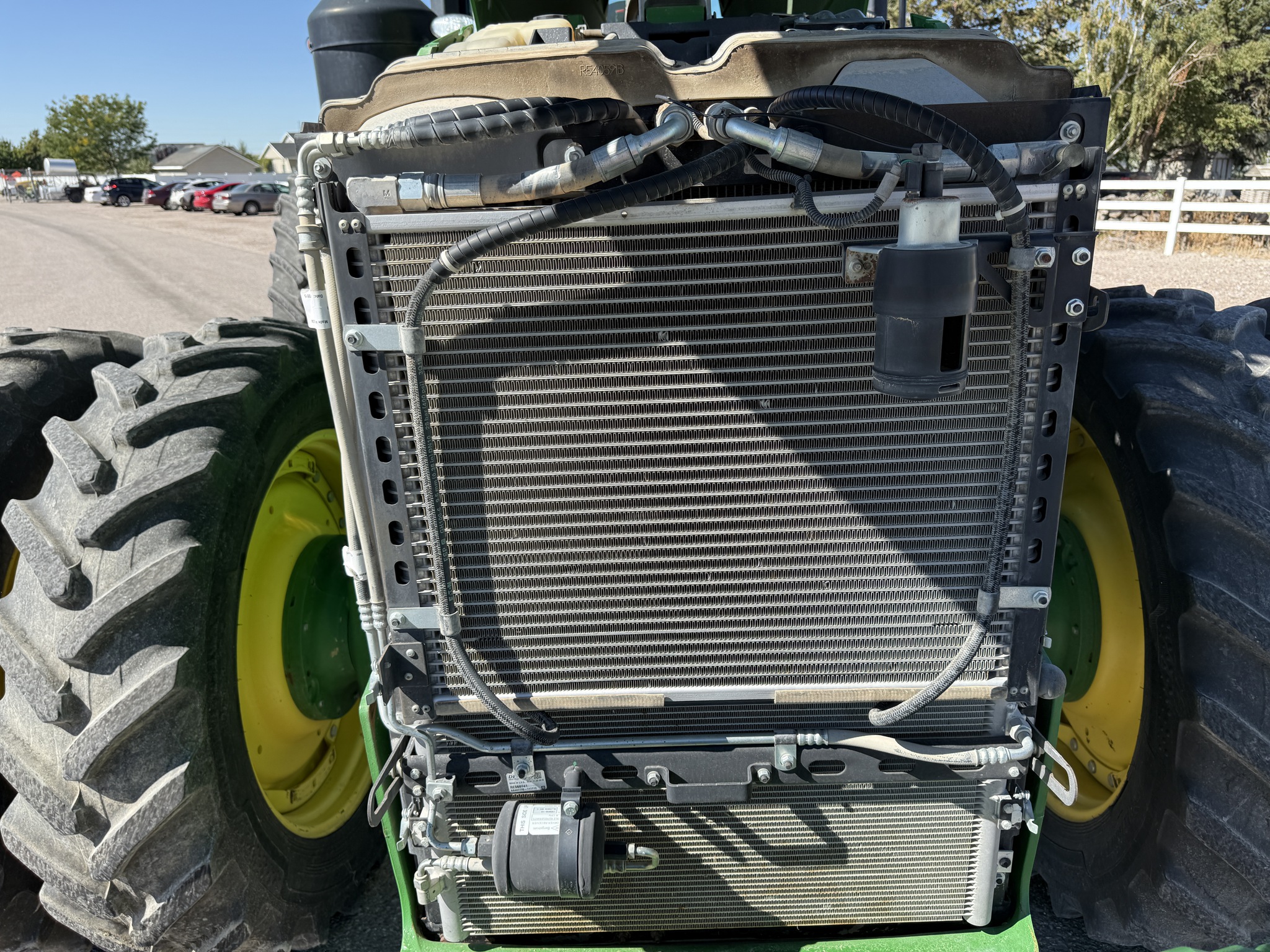2016 John Deere 8270R Image 21