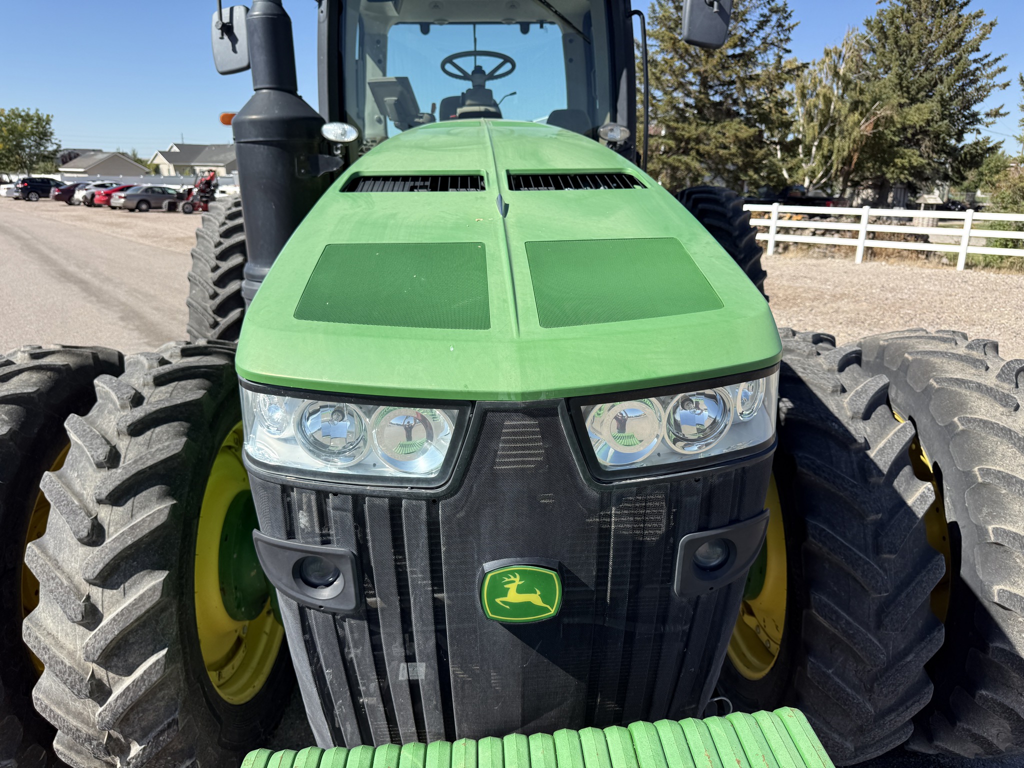 2016 John Deere 8270R Image 24