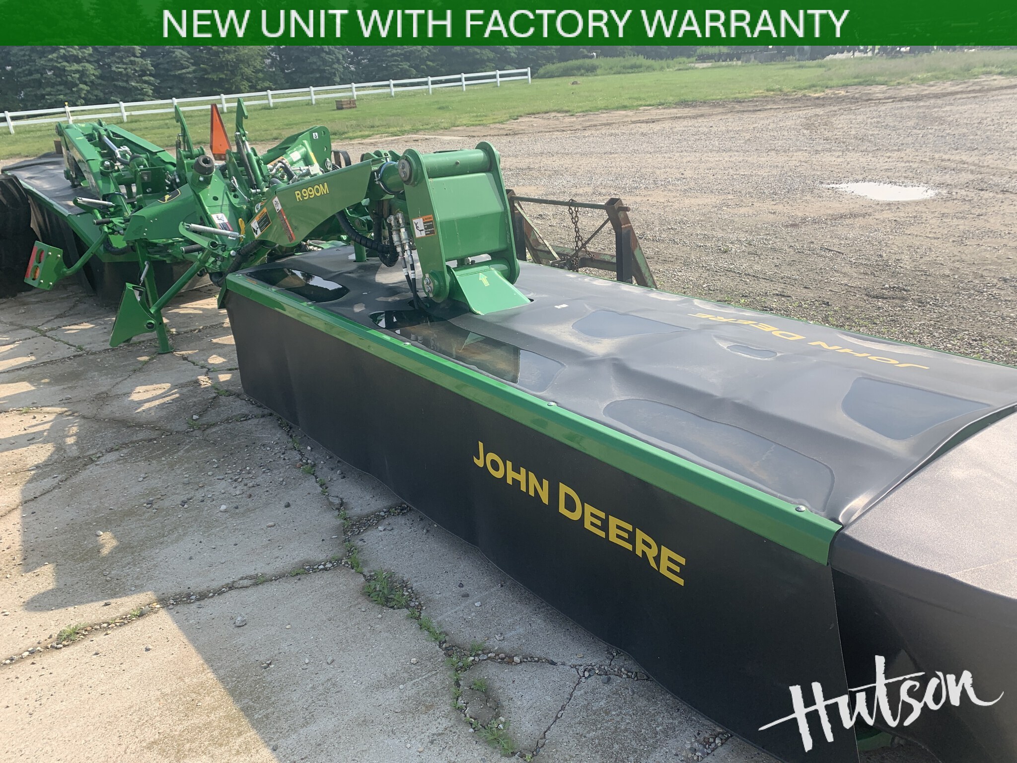 2023 John Deere R990M